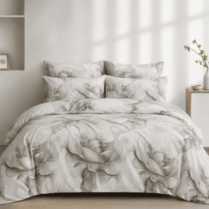 Ivory Grace Comforter Set – Lightweight , King Size (90x100 inches)