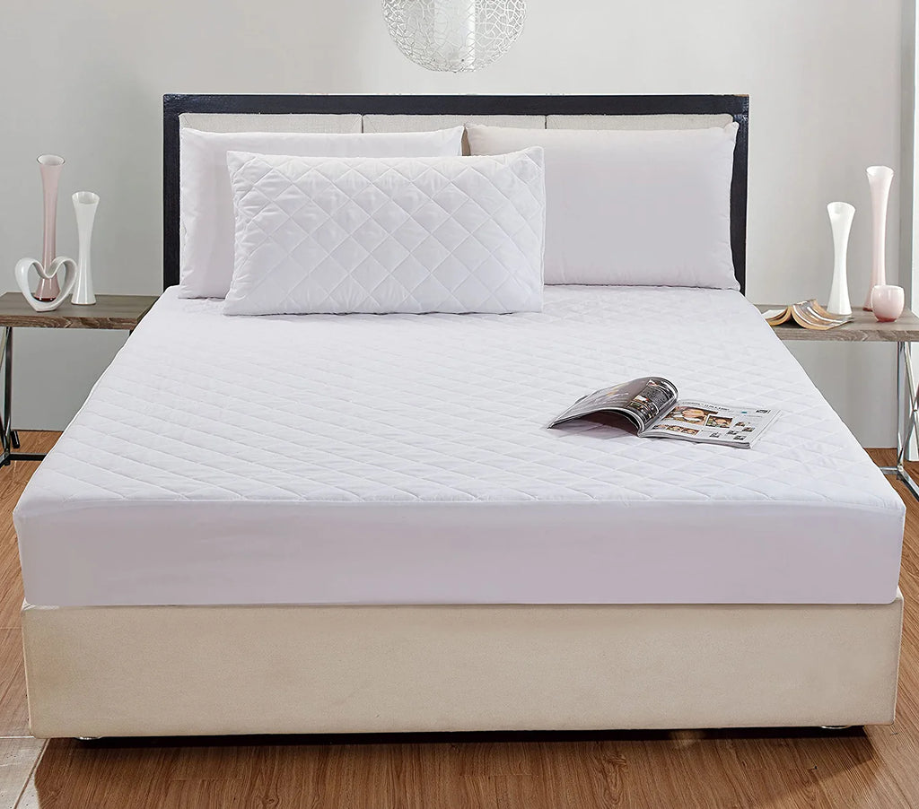 Super soft quilted waterproof mattress protector ( 72*78 inches , Elastic fitted upto 9 inches )